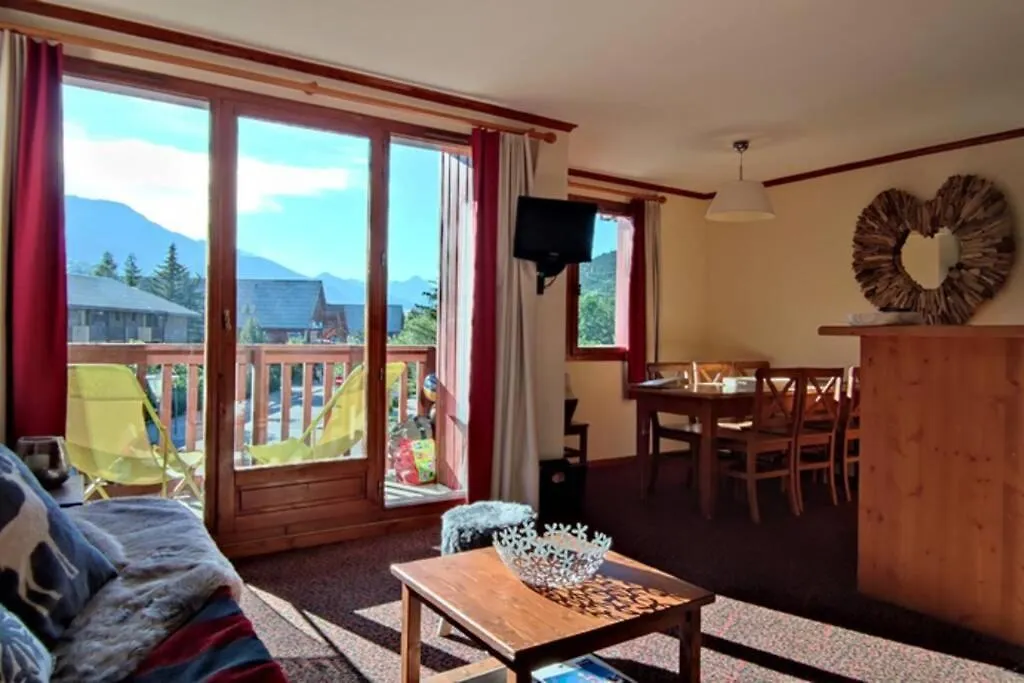 Le Refuge De L'Alpaga Superbe Duplex Au Pied Des Pistes Avec Parking Couvert Gratuit ラ・サル・レ・ザルプ 0*,